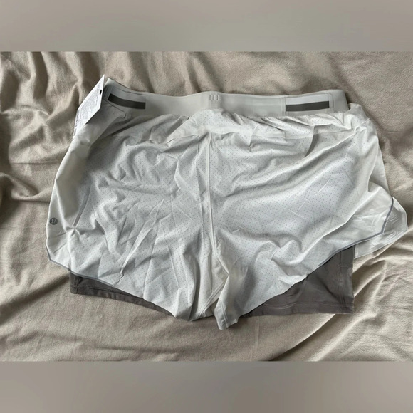 Lululemon Fast and Free Short 5" Airflow Men's Shorts - Picture 5 of 10